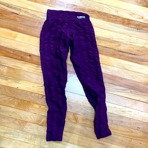 Booty by Brabant purple leggings